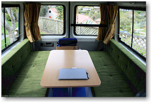 VW campervan LT 35 KoruS/T2BerthXL von wendekreisen - esstisch / doppelbett