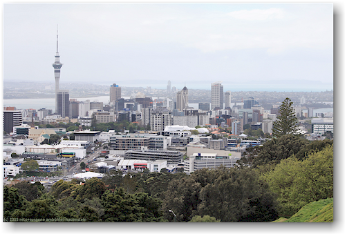 blick vom mount eden auf das stadtzentrum von auckland
