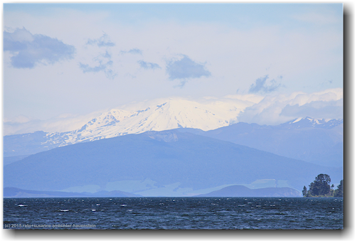 lake taupo mit mount ngauruhoe