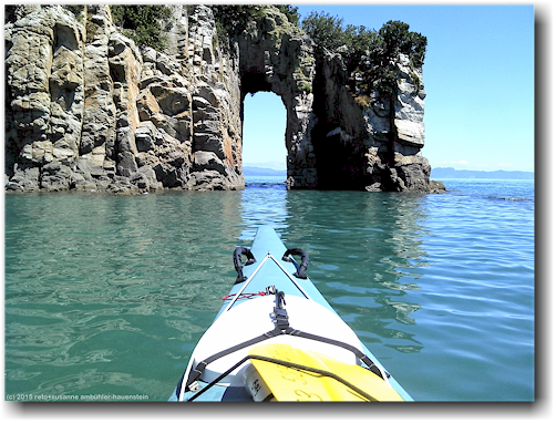 felstunnel beim abel tasman point bei pohara
