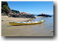 unser doppelkajak in der wainui bay bei pohara