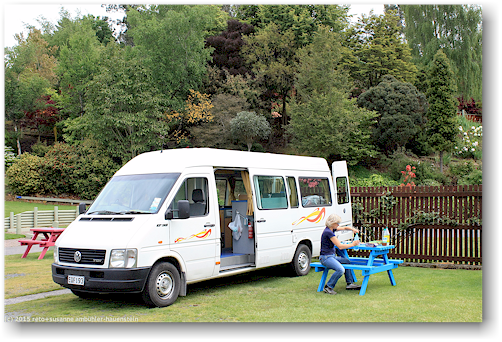 unser campervan auf dem aaron lodge top 10 holiday park in dunedin