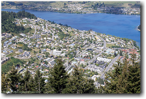 blick vom bob's peak auf queenstown
