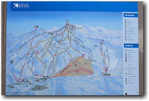 informationstafel zum skigebiet auf dem coronet peak