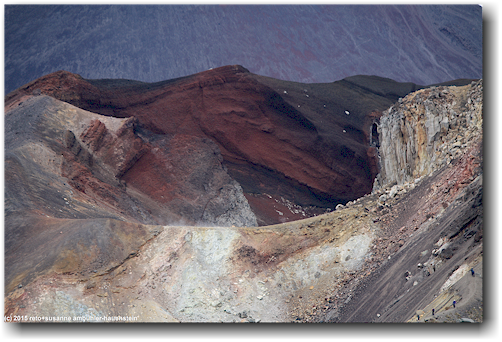tongariro alpine crossing track: krater des red crater