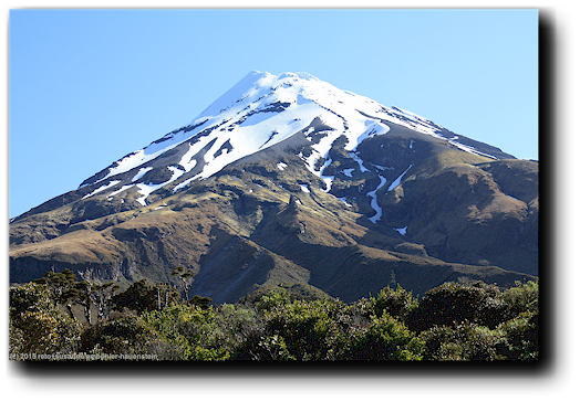 wolkenloser mount taranaki
