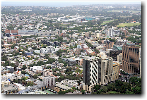 blick vom sydney tower eye richtung suedosten zum football stadium
