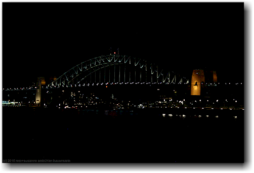 sydney harbour bridge bei nacht