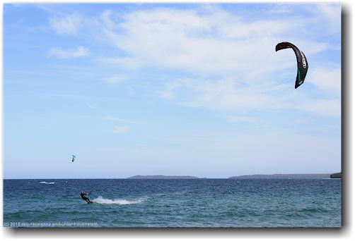 kite-surfer in der jervis bay bei huskisson