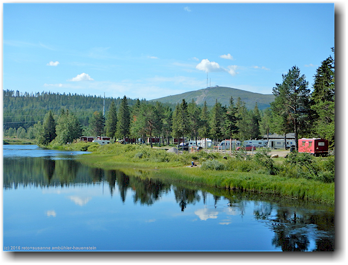 camping gaellivare am vassaratraesket mit dem dundret im hintergrund