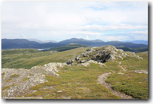 blick vom gipfel des sjnjerak richtung osten