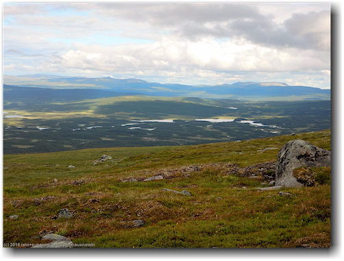 blick vom kungsleden bei sjul olsaxeln auf den taernaan