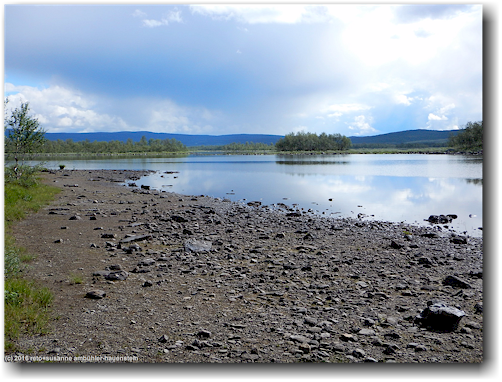 uferlandschaft in der naehe des suedlichen ende des taernasjoen
