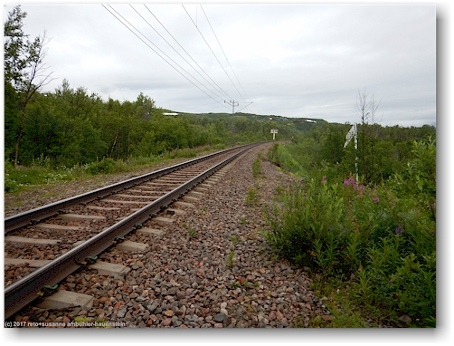bahngleis bei bjoerkliden richtung riksgraensen (westen)