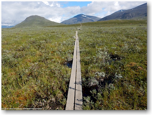 wandersteg nahe ribakluokta entlang des kungsleden zwischen den abiskojaurestugorna und den alesjaurestugorna