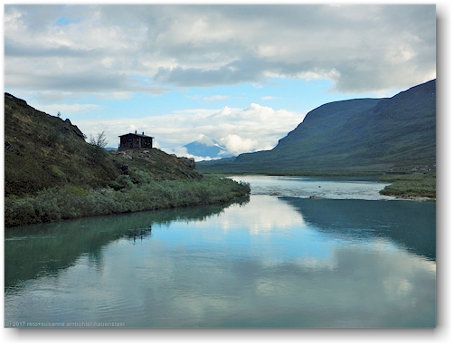 blick auf den aliseatnu entlang des kungsleden nahe der alesjaurestugorna