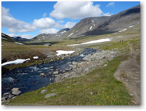 kungsleden entlang des tjaektjatjakka zwischen dem tjaektjapasset und den saelkastugorna