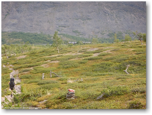 kungsleden nahe der kaitumjaurestugorna