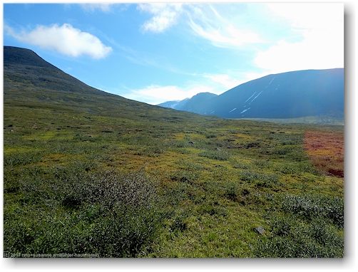 blick ins seitental kuopervagge vom kungsleden zwischen den slkastugorna und den singistugorna