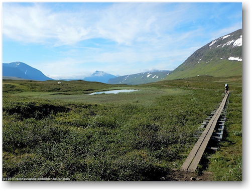 wunderschoenes tal des tjaektjatjakka zwischen den saelkastugorna und den singistugorna
