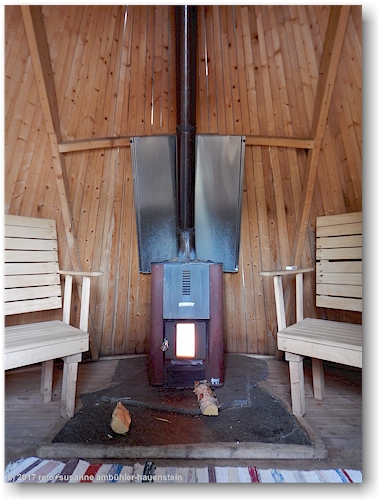 holzofen in der sauna auf dem saiva camping in vilhelmina