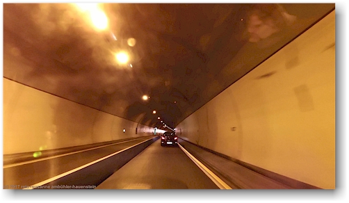 tunnel im verlauf der autobahn A81 kurz vor der grenze