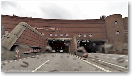 nordportal des elbtunnel im verlauf der autobahn A7 bei hamburg