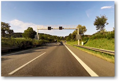 unterwegs auf der A81 bei sonnenschein