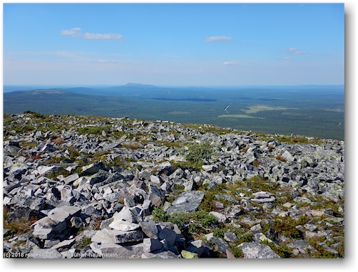 blick vom gipfel des noitatunturi im pyhae-luosto nationalpark richtung nordwesten