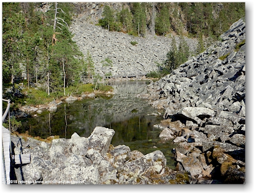 pyhaenkasteenlampi im pyhae-luosto nationalpark