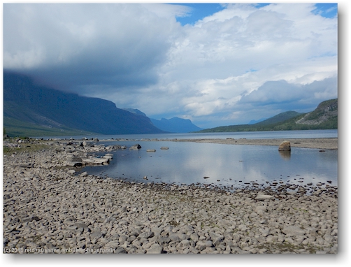 ufer des langas bei saltoluokta
