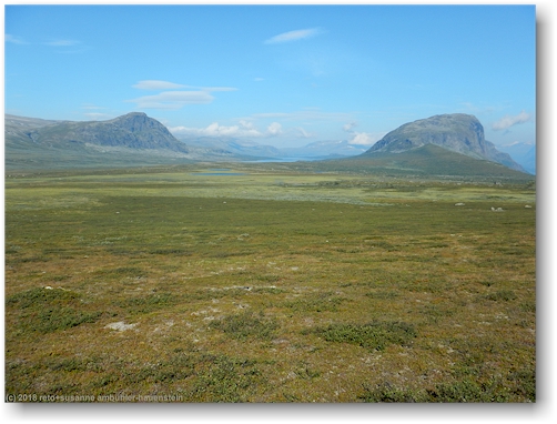 blick vom kungsleden bei kaeinutalke auf den rasek und den lulep kierkau