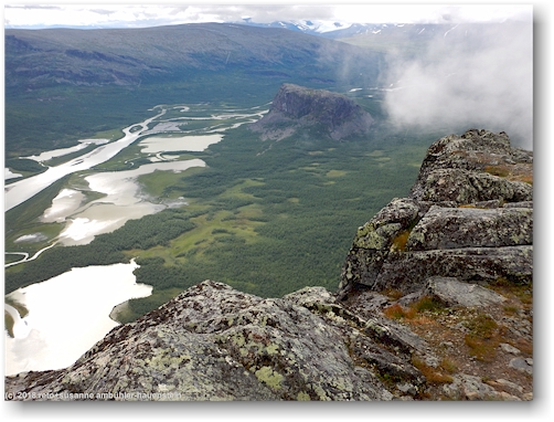 blick vom gipfel des skierfe richtung westen ins rapadalen