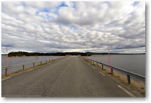 bruecke im verlauf der strasse 629 bei arjeplog