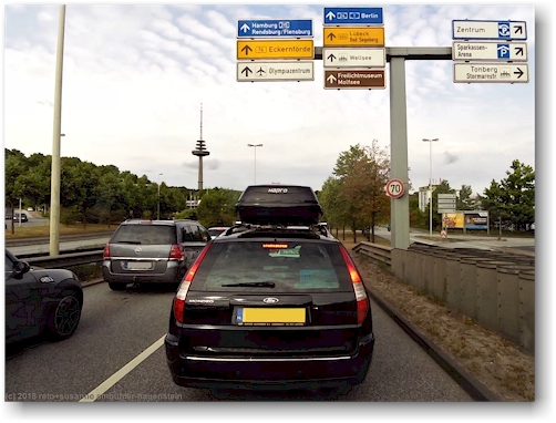 stau auf der bundesstrasse B76 in kiel
