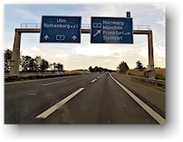 ausfahrt zur A3 im verlauf der autobahn A7