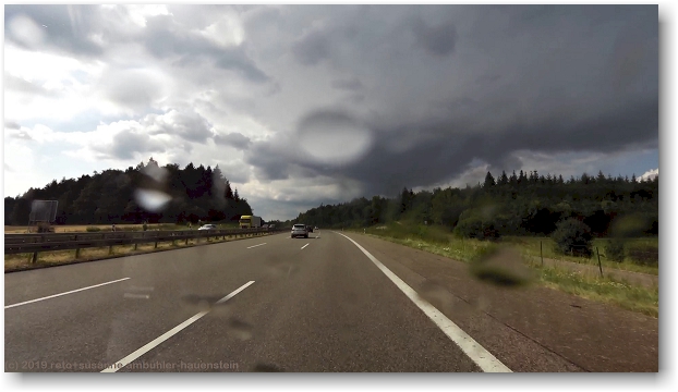leichter regen auf der A81