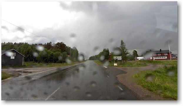 heftiger regen bei jaekkvik