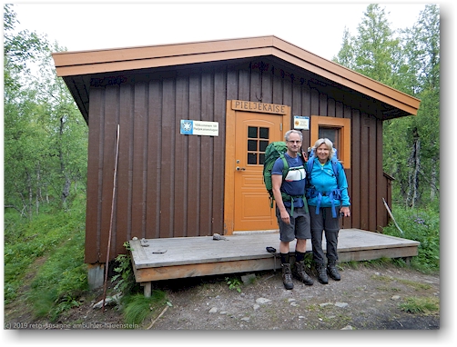 reto und susanne vor der pieljekaisestugan