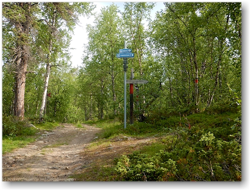abzweigung zum kungsleden bei adolfstroem