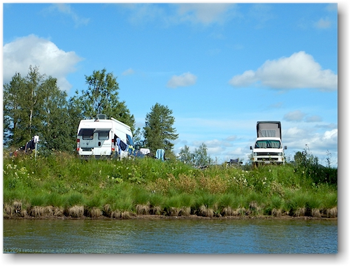 dani und katrins camper sowie unser jogi auf dem sorsele campingplats