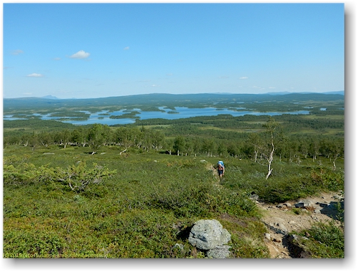 blick vom stokkeklippen auf den njallablieke und seine inseln