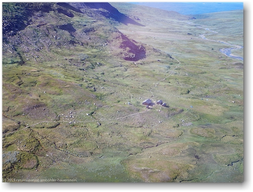 blick aus dem helikopter auf die viterskalstugan