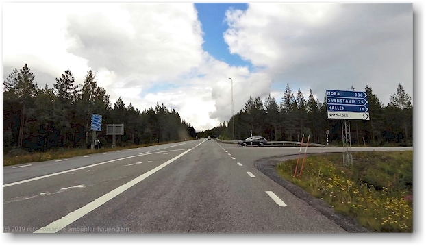 abzweigung der strasse 321 von der E14
