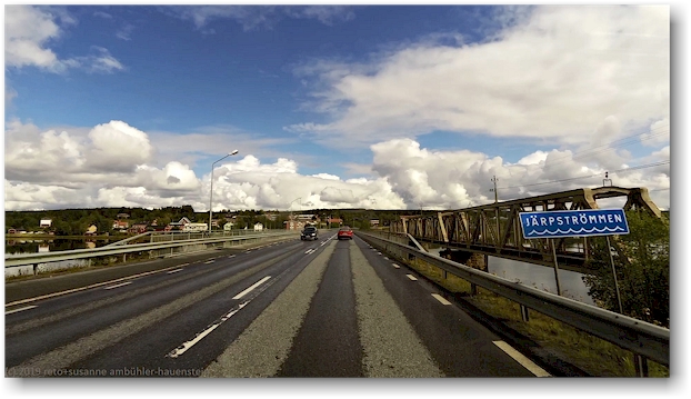 bruecke im verlauf der strasse E14 ueber den jaerpstroemmen bei jaerpen