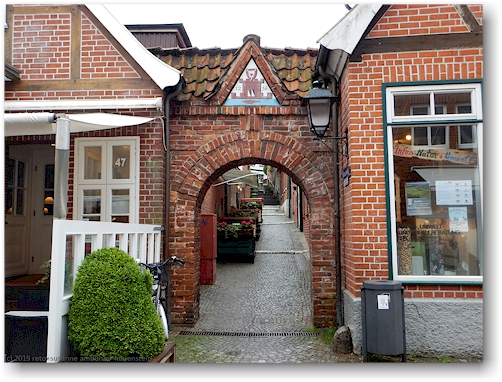 tor zur rathaustwiete in ploen