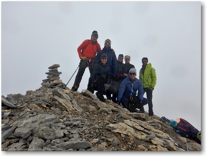 auf dem gipfel des wildhorn, 3248 m.u.m - carlo, tamara, daniel, susanne, reto, tobias und sylvain