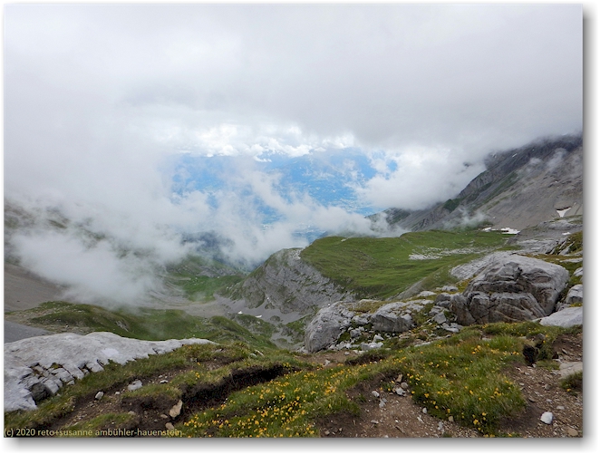 blick vom fuss des sex rouge ins rhonetal