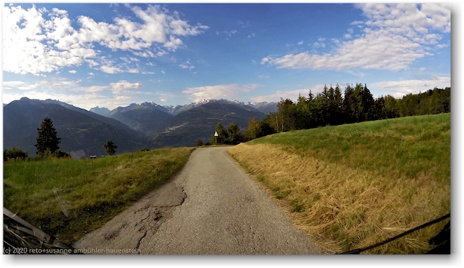 blick von der route des velettes richtung rhonetal