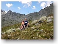 susanne und reto am fuss des piz brit